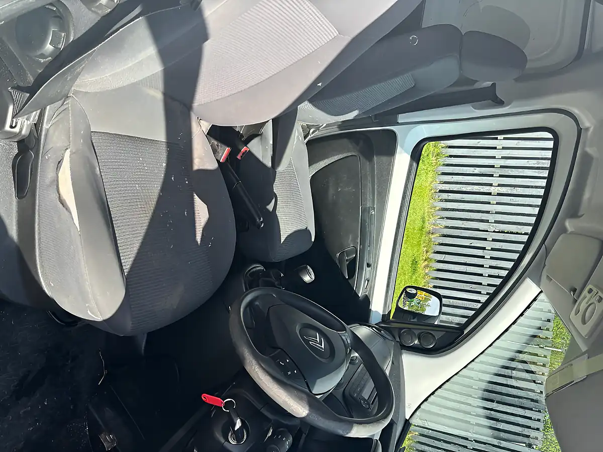 Used 2015 Citroen Nemo White - Interior and Exterior details 9