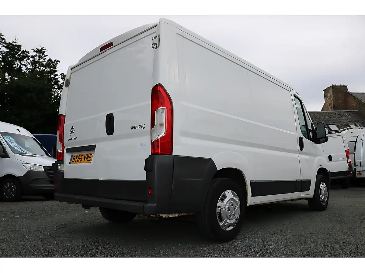 Used 2015 Citroen Relay 30 L1h1 White - Interior and Exterior details 9