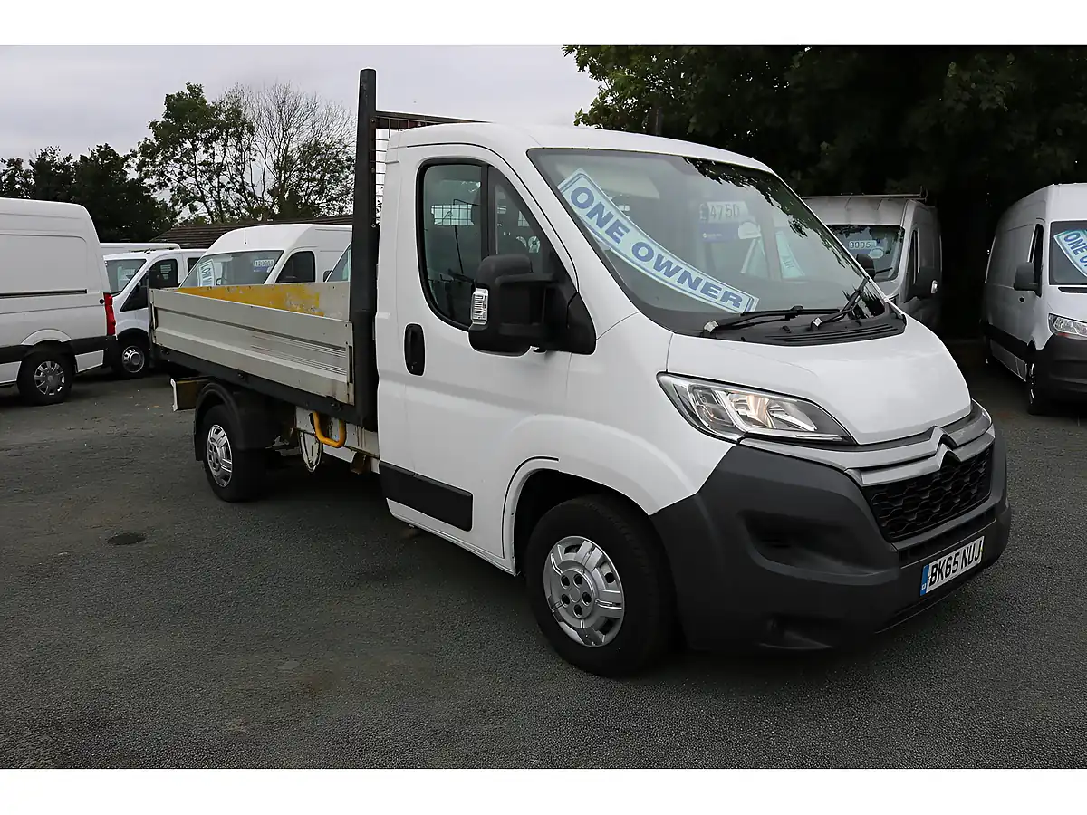 Used 2015 Citroen Relay 35 L2 Tipper White - Front View