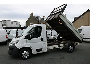 Used 2015 Citroen Relay 35 L2 Tipper White - Interior and Exterior details 10