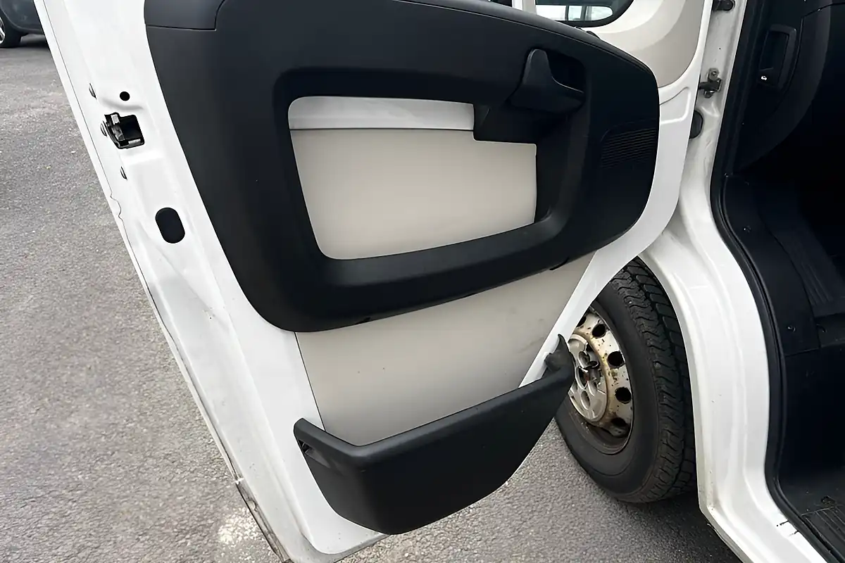Used 2015 Citroen Relay Enterprise L3 High Roof White - Interior and Exterior details 19