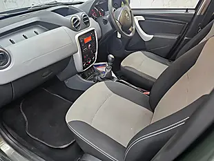Used 2015 Dacia Duster Ambiance Green - Interior and Exterior details 13