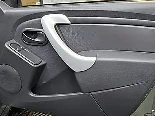 Used 2015 Dacia Duster Ambiance Green - Interior and Exterior details 18