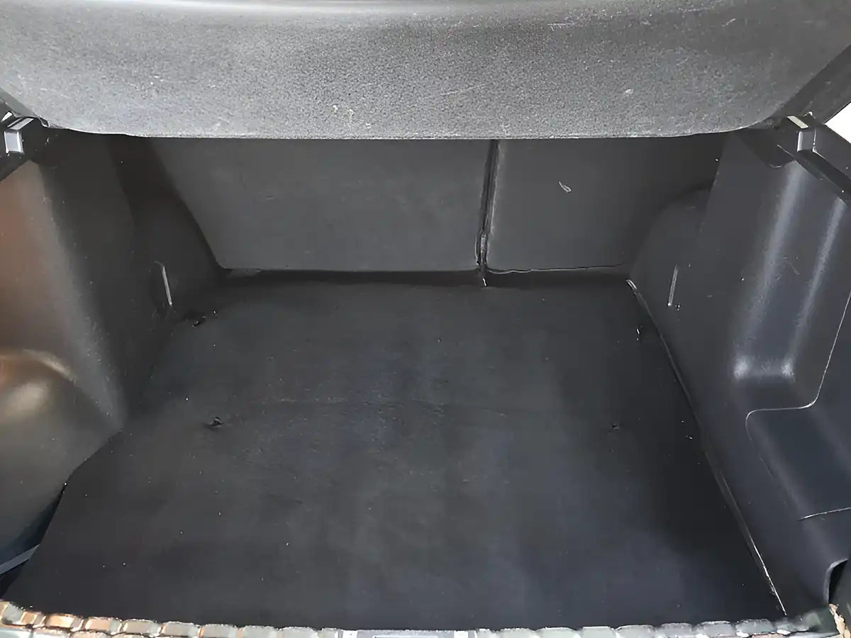 Used 2015 Dacia Duster Ambiance Green - Interior and Exterior details 19