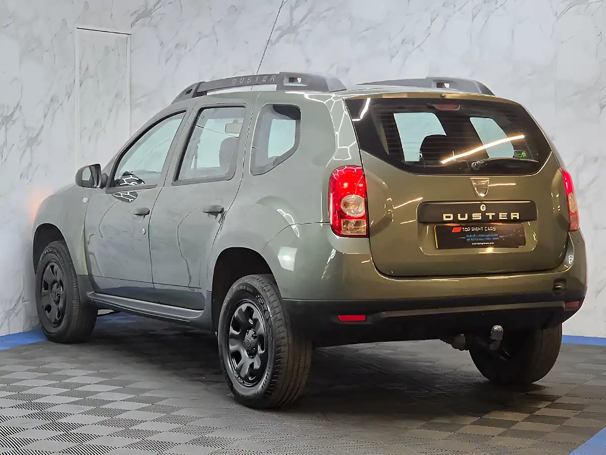 Used 2015 Dacia Duster Ambiance Green - Interior and Exterior details 7