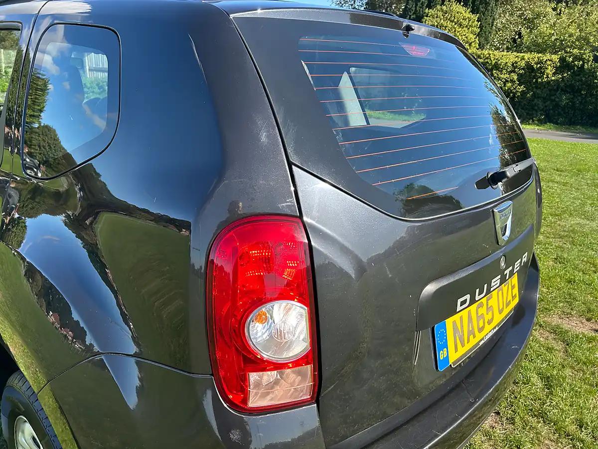 Used 2015 Dacia Duster Ambiance Pearl Black - Interior and Exterior details 13