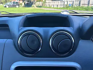 Used 2015 Dacia Duster Ambiance Pearl Black - Interior and Exterior details 16