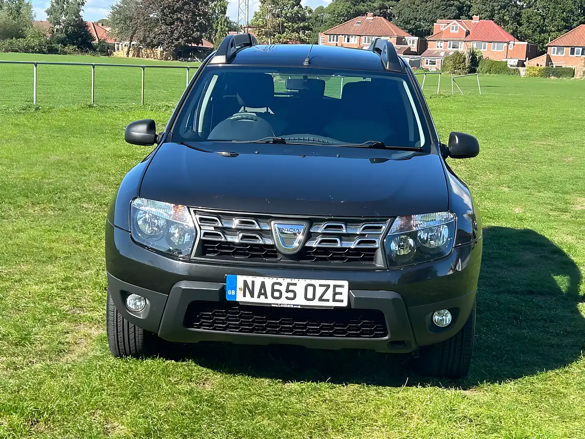 Used 2015 Dacia Duster Ambiance Pearl Black - Interior and Exterior details 2
