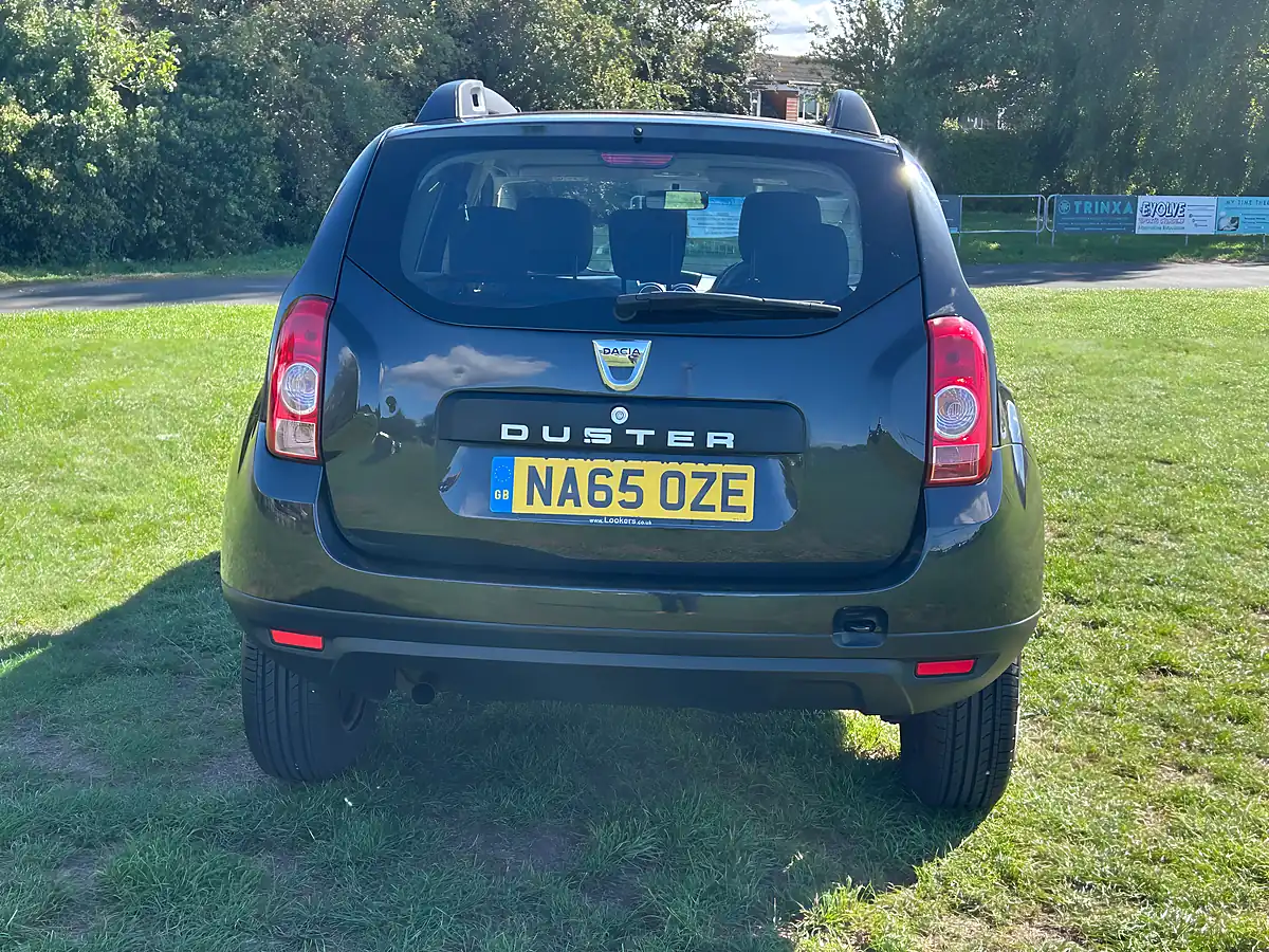 Used 2015 Dacia Duster Ambiance Pearl Black - Interior and Exterior details 6
