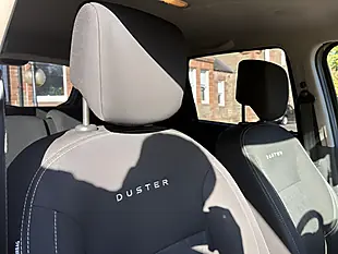 Used 2015 Dacia Duster Laureate Green - Interior and Exterior details 20