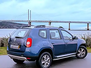 Used 2015 Dacia Duster Laureate Prime Blue - Interior and Exterior details 5