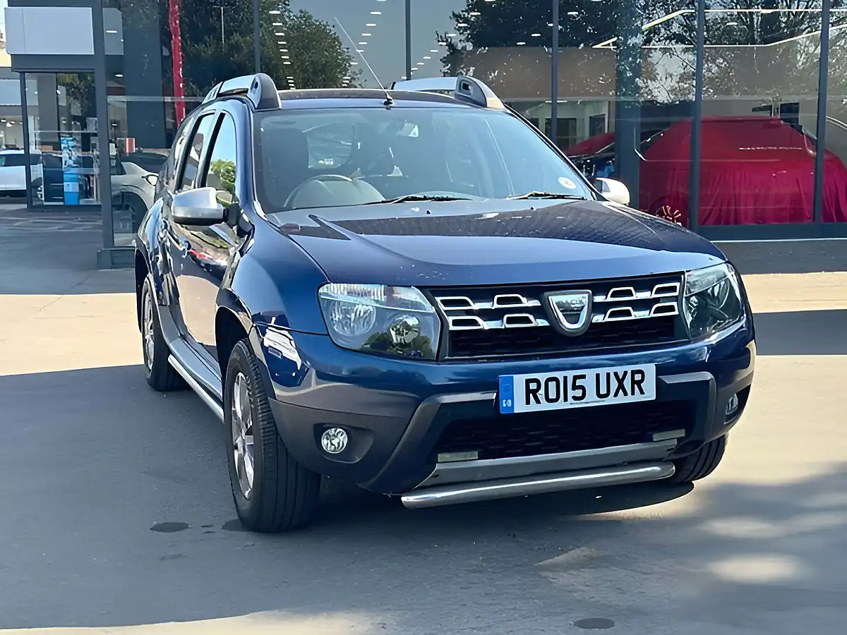 Used 2015 Dacia Duster Laureate Prime Blue - Interior and Exterior details 2