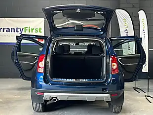 Used 2015 Dacia Duster Laureate Prime Blue - Interior and Exterior details 10