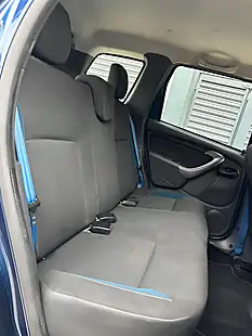 Used 2015 Dacia Duster Laureate Prime Blue - Interior and Exterior details 14
