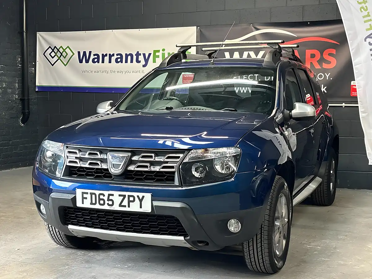 Used 2015 Dacia Duster Laureate Prime Blue - Interior and Exterior details 3