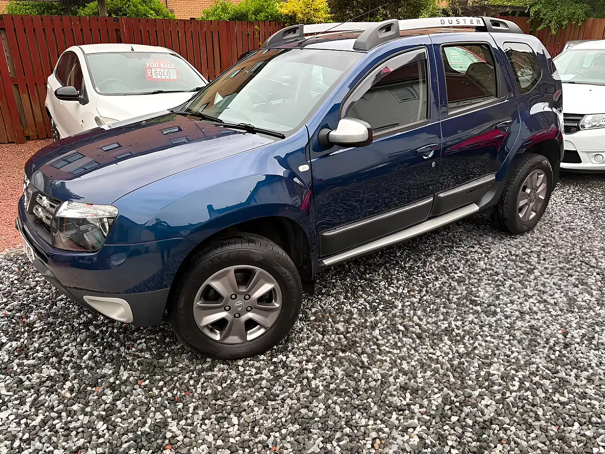 Used 2015 Dacia Duster Laureate Prime Blue - Interior and Exterior details 18