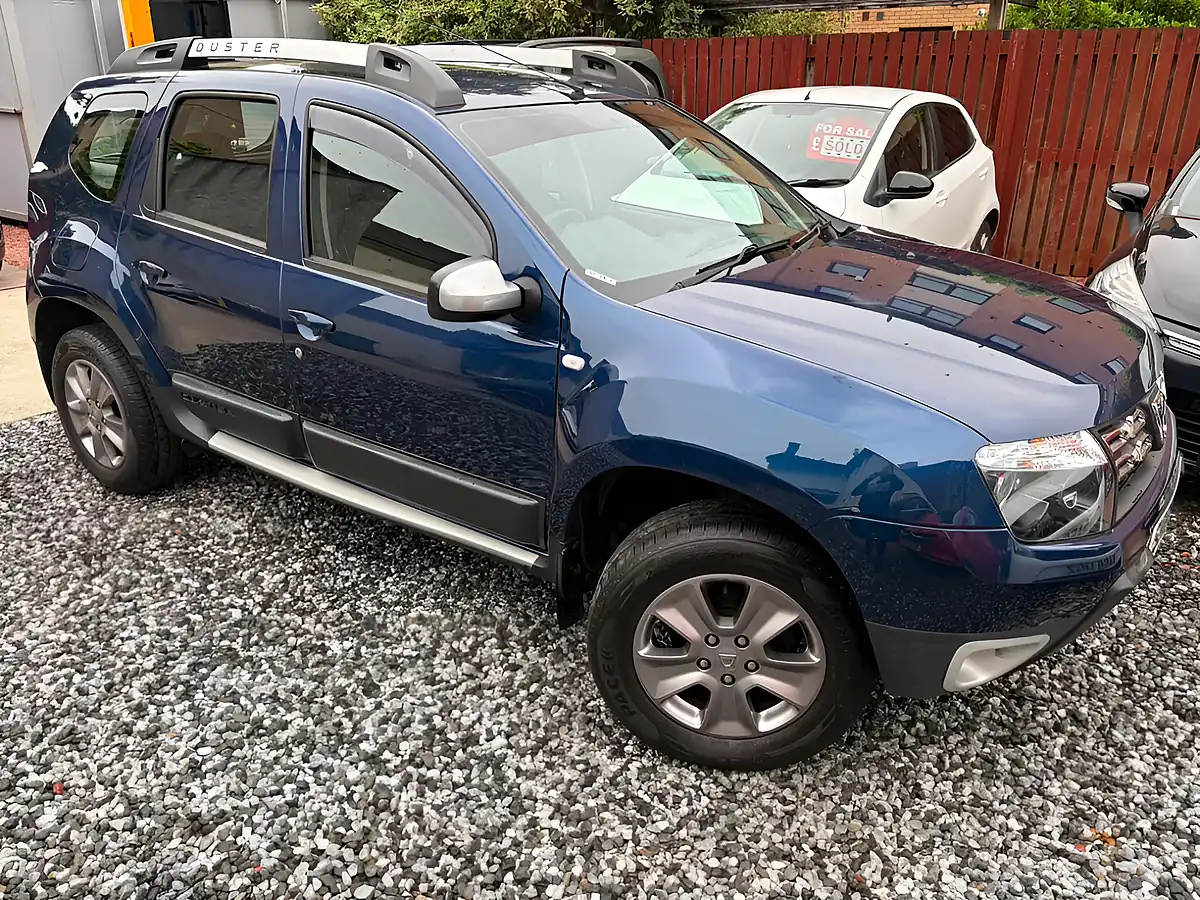 Used 2015 Dacia Duster Laureate Prime Blue - Interior and Exterior details 19