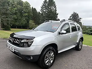 Used 2015 Dacia Duster Laureate Silver - Interior and Exterior details 12