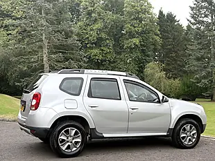 Used 2015 Dacia Duster Laureate Silver - Interior and Exterior details 14