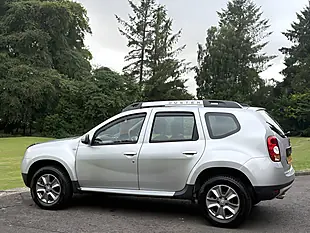 Used 2015 Dacia Duster Laureate Silver - Interior and Exterior details 15