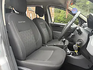 Used 2015 Dacia Duster Laureate Silver - Interior and Exterior details 19