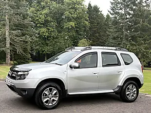 Used 2015 Dacia Duster Laureate Silver - Interior and Exterior details 4