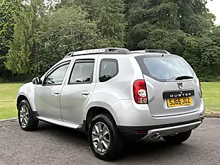 Used 2015 Dacia Duster Laureate Silver - Interior and Exterior details 6
