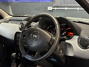 Used 2015 Dacia Duster Laureate White - Interior and Exterior details 16