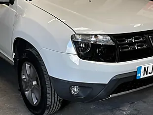 Used 2015 Dacia Duster Laureate White - Interior and Exterior details 19