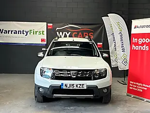 Used 2015 Dacia Duster Laureate White - Interior and Exterior details 3