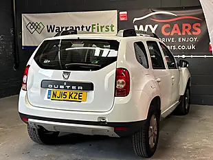 Used 2015 Dacia Duster Laureate White - Interior and Exterior details 9