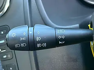 Used 2015 Dacia Sandero Ambiance Black - Interior and Exterior details 17