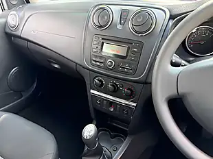 Used 2015 Dacia Sandero Ambiance Glacier White - Interior and Exterior details 10