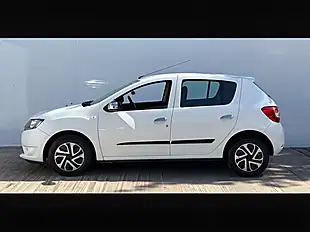 Used 2015 Dacia Sandero Ambiance Glacier White - Interior and Exterior details 17