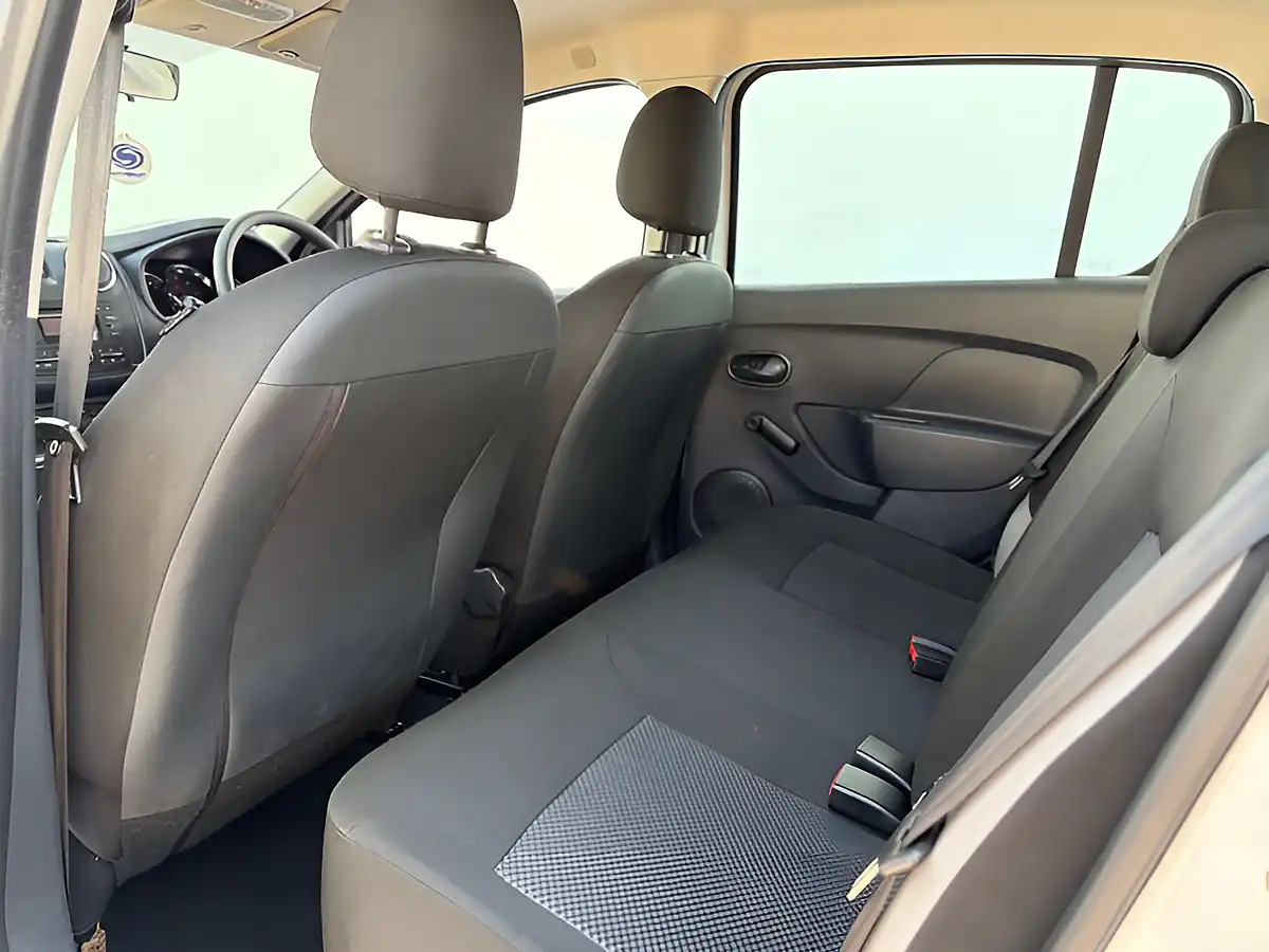 Used 2015 Dacia Sandero Ambiance Glacier White - Interior and Exterior details 18
