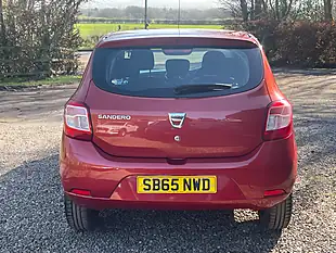 Used 2015 Dacia Sandero Ambiance Red - Interior and Exterior details 5