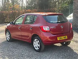 Used 2015 Dacia Sandero Ambiance Red - Interior and Exterior details 6