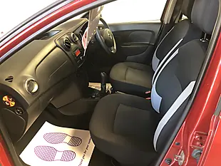 Used 2015 Dacia Sandero Ambiance Red - Interior and Exterior details 18