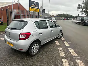 Used 2015 Dacia Sandero Ambiance Silver - Interior and Exterior details 11