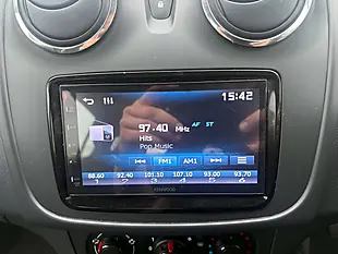 Used 2015 Dacia Sandero Ambiance Silver - Interior and Exterior details 13