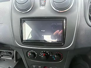 Used 2015 Dacia Sandero Ambiance Silver - Interior and Exterior details 15