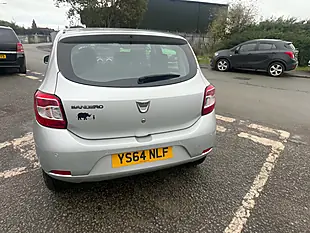 Used 2015 Dacia Sandero Ambiance Silver - Interior and Exterior details 3