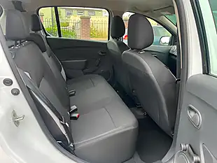 Used 2015 Dacia Sandero Ambiance White - Interior and Exterior details 9