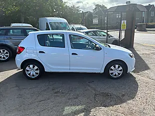 Used 2015 Dacia Sandero Ambiance White - Interior and Exterior details 2