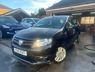 Used 2015 Dacia Sandero Ambience Panther Black - Interior and Exterior details 2