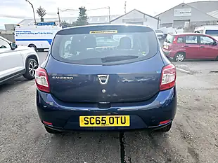 Used 2015 Dacia Sandero Laureate Prime Blue - Interior and Exterior details 4
