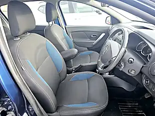 Used 2015 Dacia Sandero Laureate Prime Blue - Interior and Exterior details 9