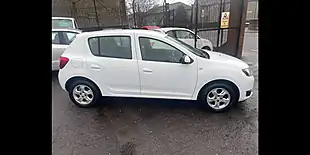 Used 2015 Dacia Sandero Laureate White - Interior and Exterior details 3