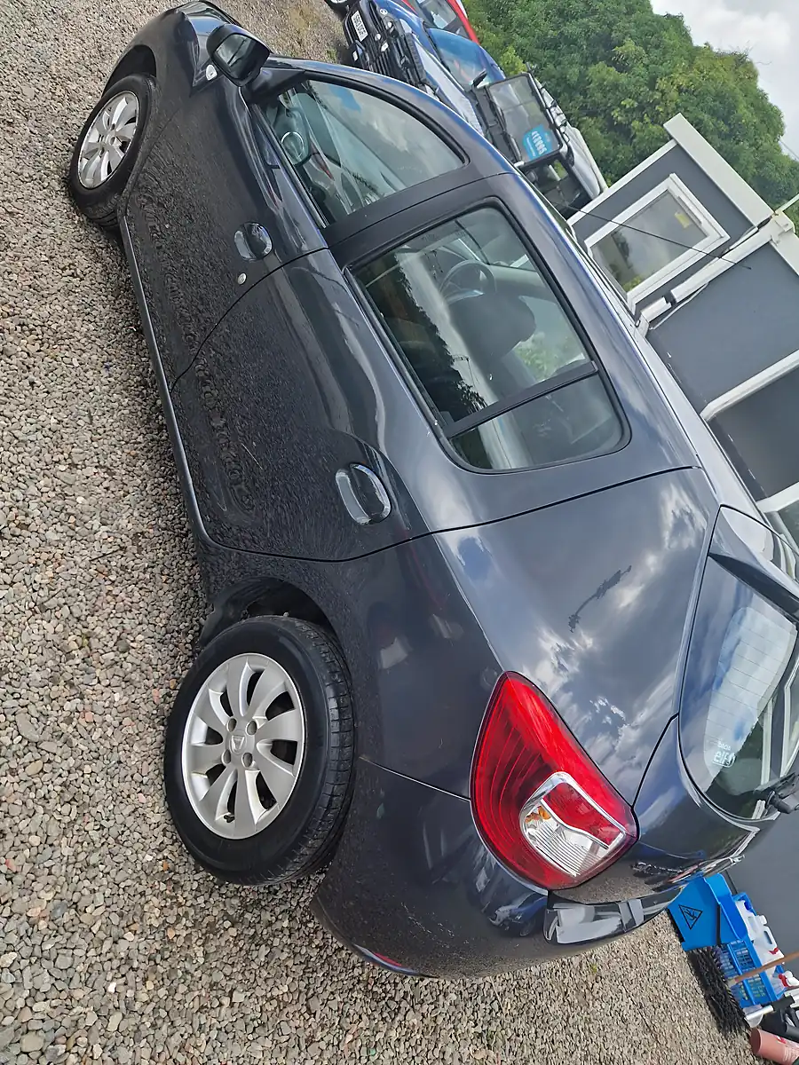 Used 2015 Dacia Sandero Midnight 5dr Grey - Interior and Exterior details 11