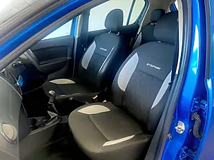 Used 2015 Dacia Sandero Stepway Ambiance Azurite Blue - Interior and Exterior details 17